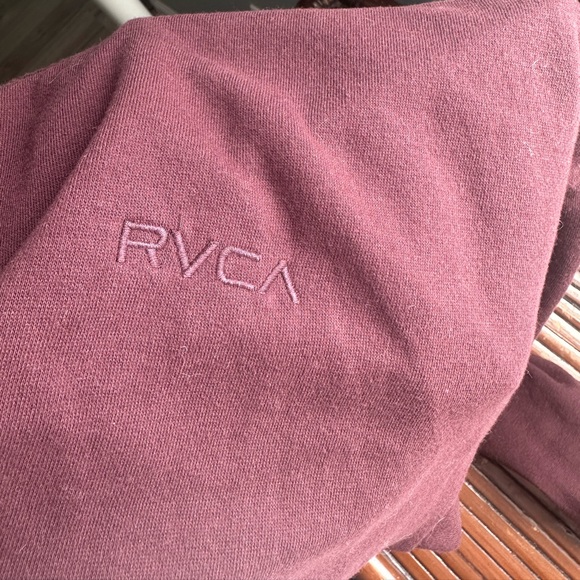 RVCA CROP CREWNECK - Picture 3 of 5